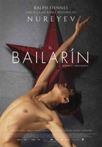 el bailarín Ralph Fiennes
