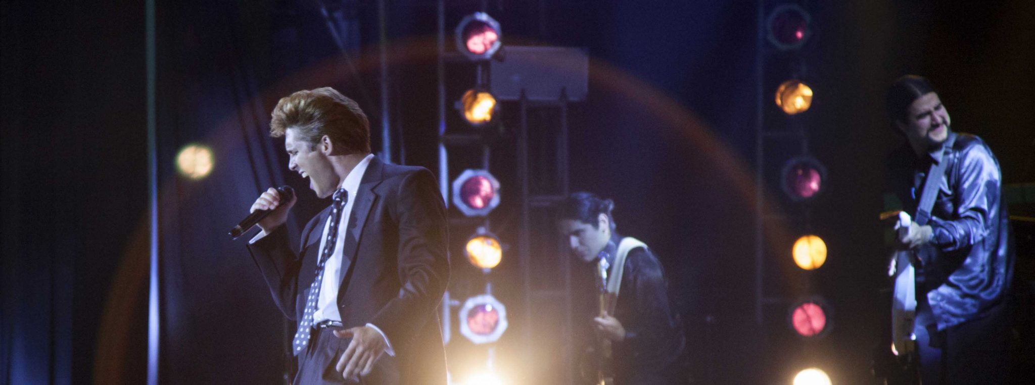Netflix estrenará la serie sobre el cantante Luis Miguel