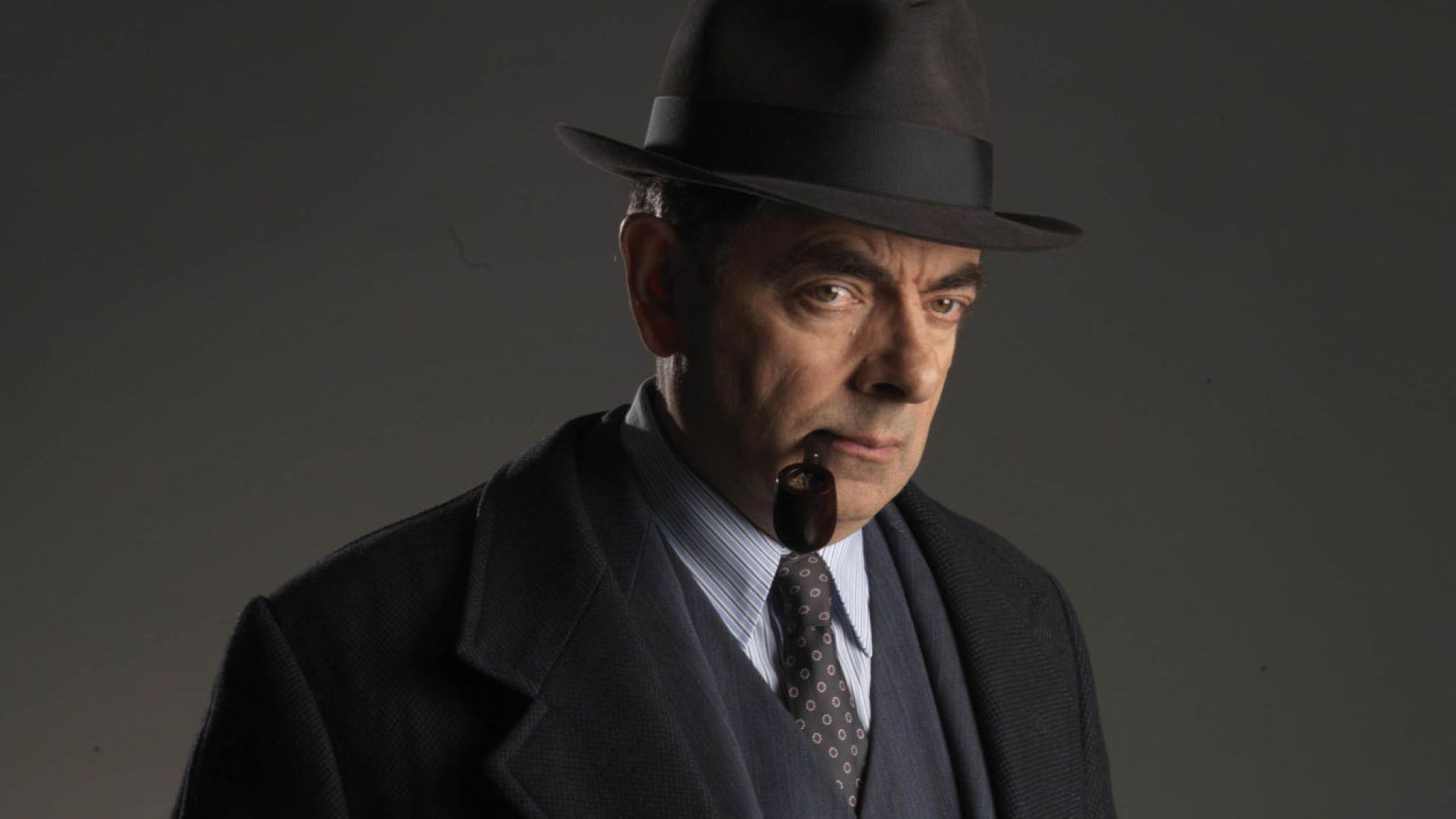 Rowan Atkinson (Mr. Bean) es Jules Maigret