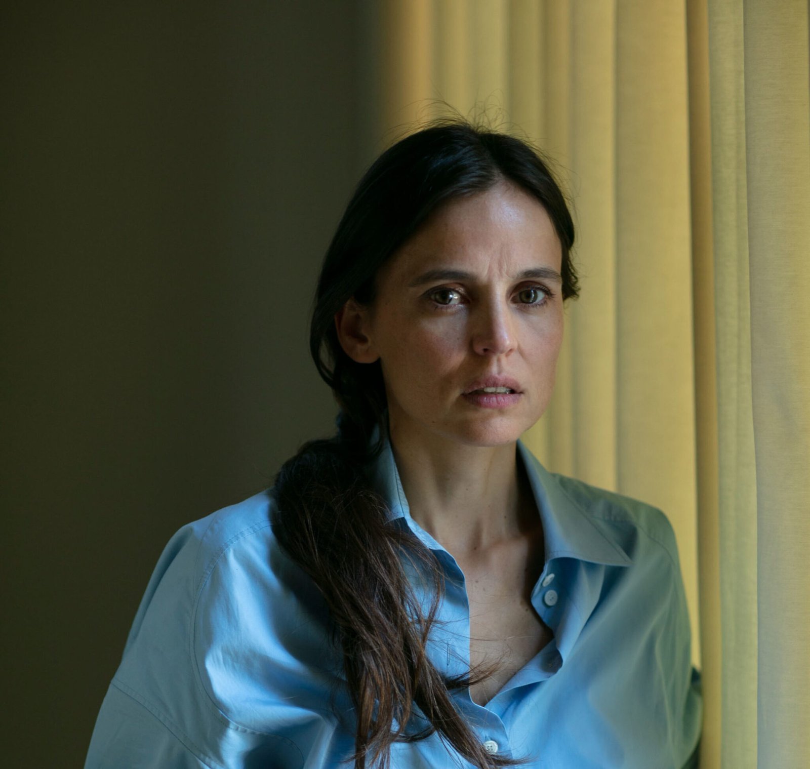 MotherFatherSon Elena Anaya