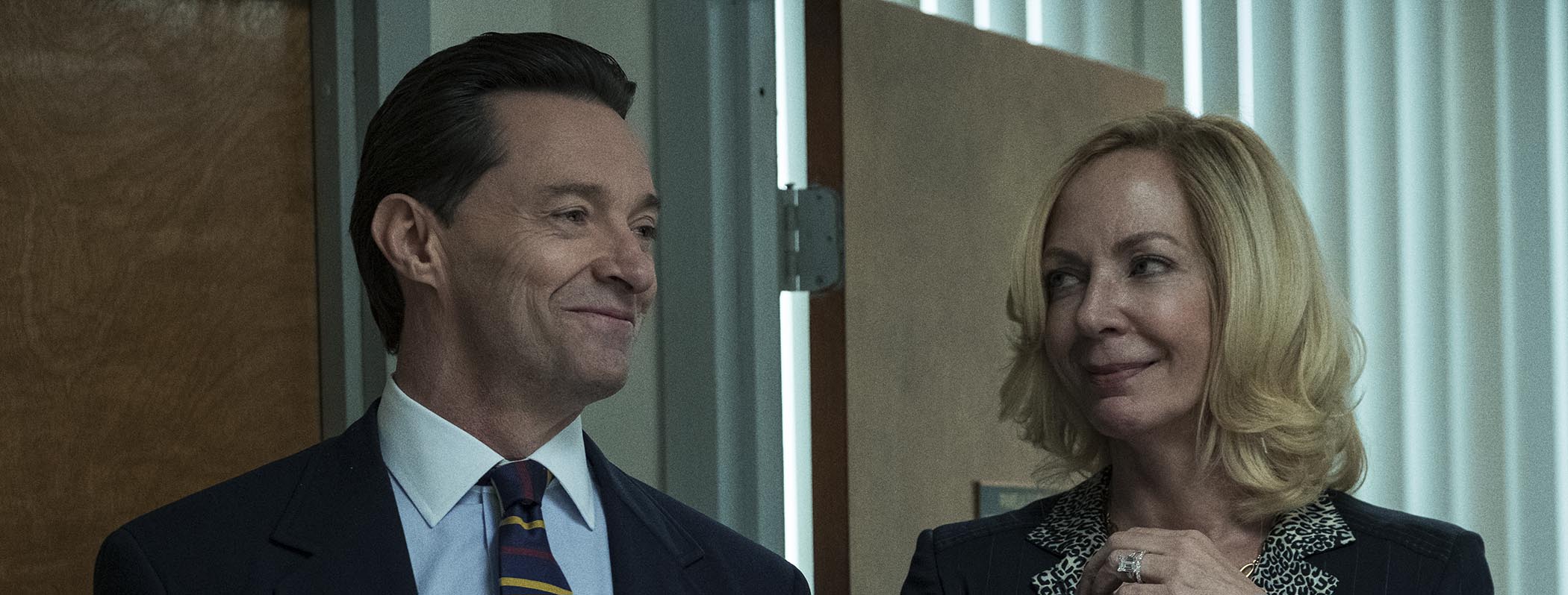 La estafa Hugh Jackman and Allison Janey