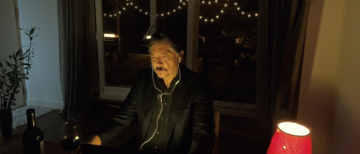 Relatos con-fin-a-dos