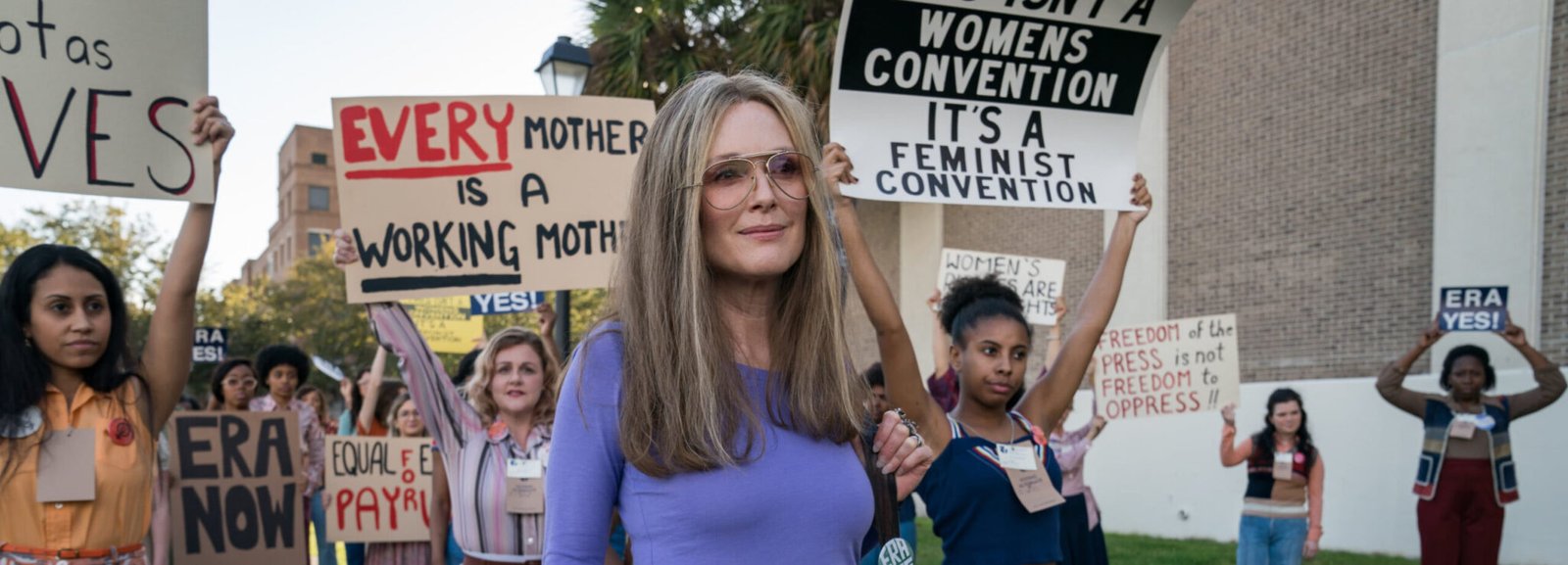 the glorias julianne moore
