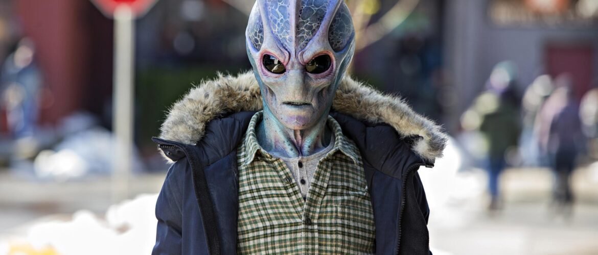 Resident Alien - Pilot