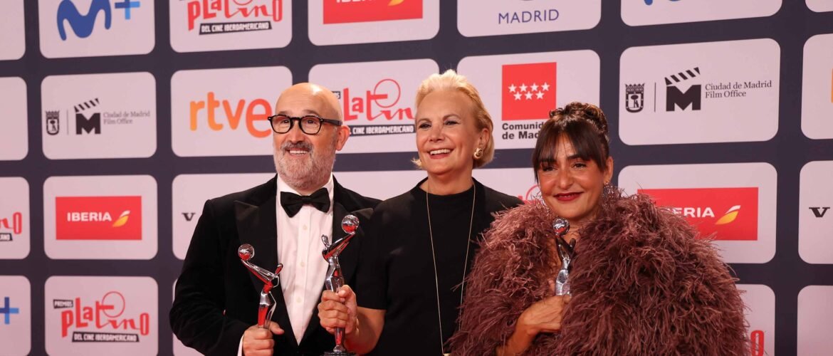 VIII Premios Platino Candela Peña, Elena Irureta, Javier Cámara-2