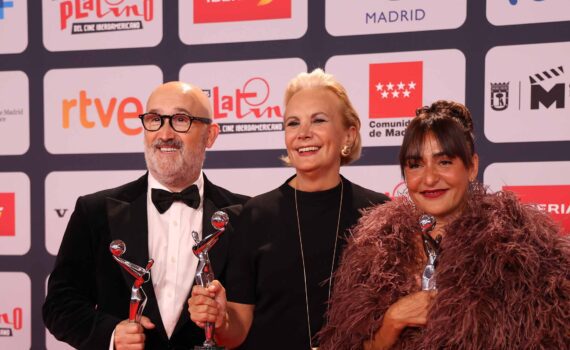 VIII Premios Platino Candela Peña, Elena Irureta, Javier Cámara-2