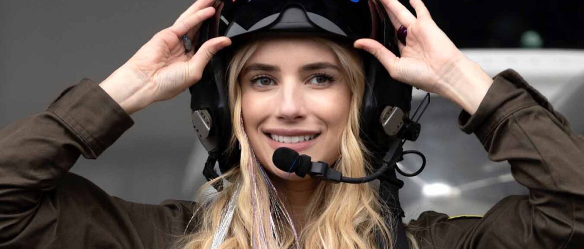 Emma Roberts Space Cadet (1)