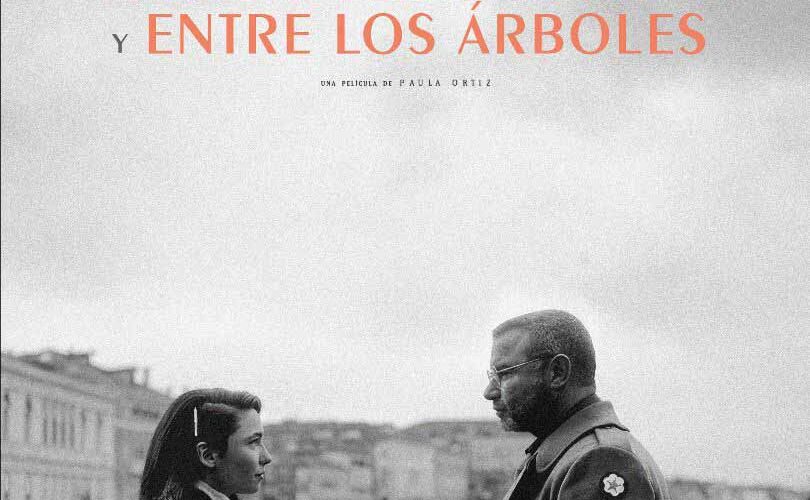 Al otro lado del río y entre los árboles