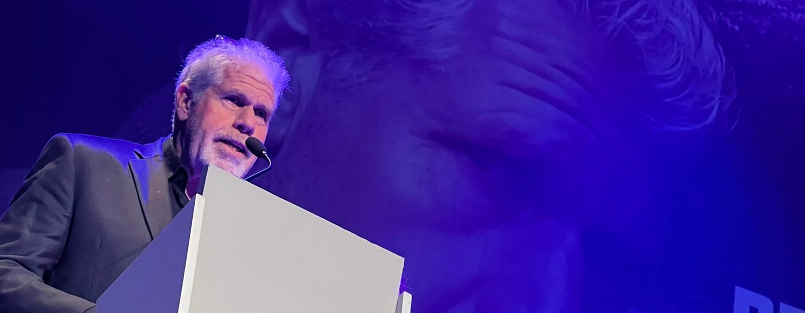 ron perlman isla calavera