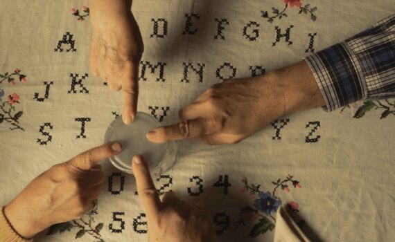 bodegón con fantasmas