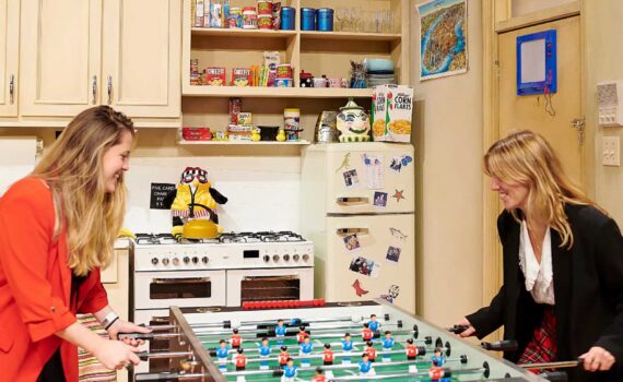 the friends experience the one madrid