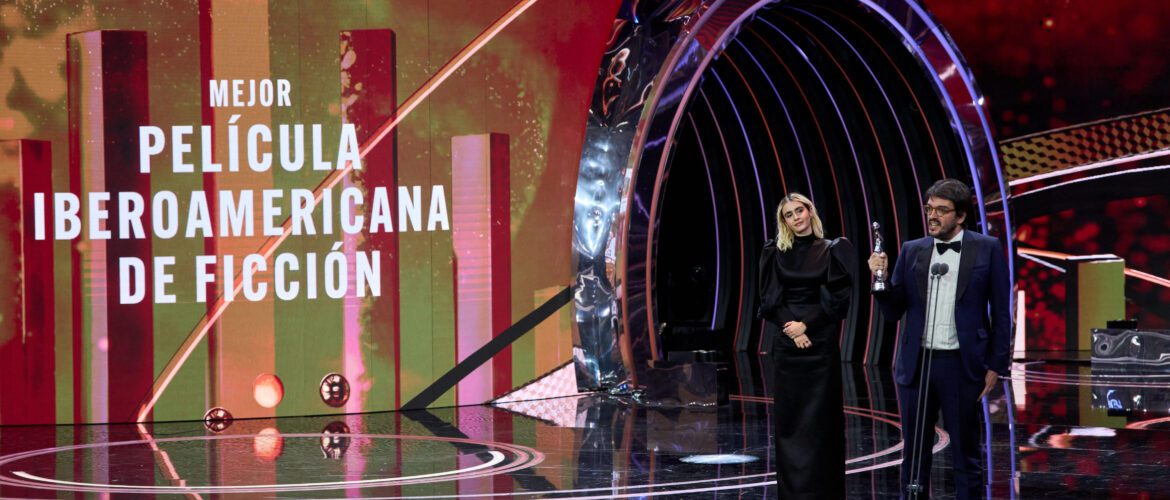 premios platino 2025