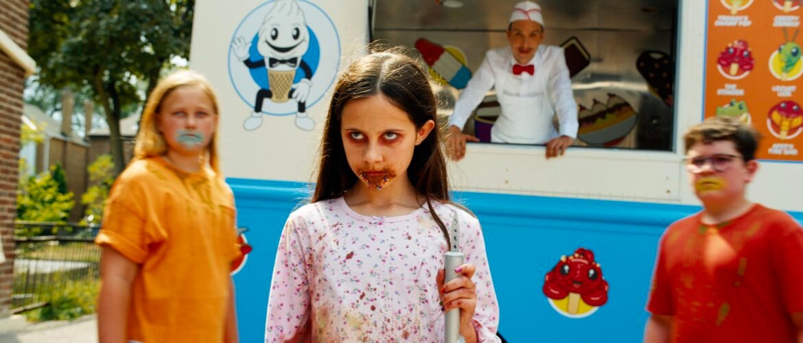 Dulce sabor a muerte niña y heladero de fondo