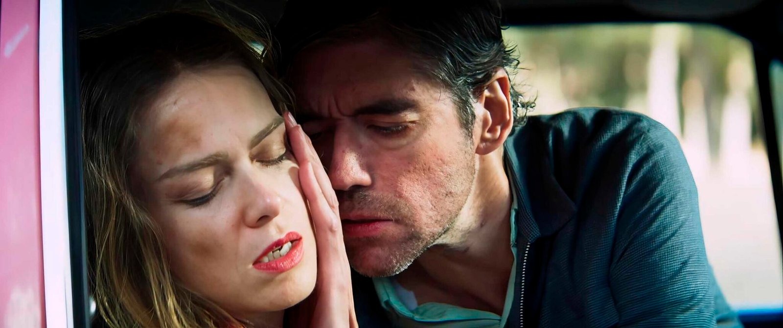 gummy Clara alvarado y javier botet