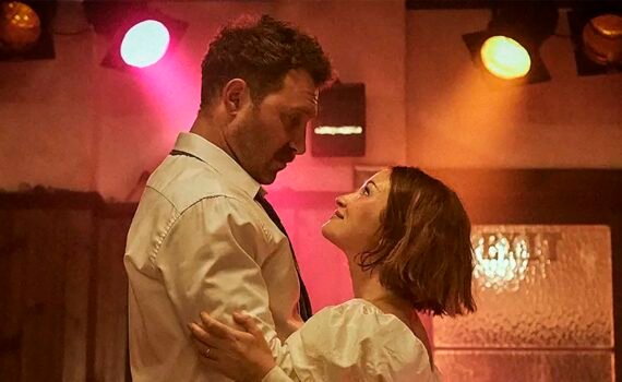the fox Jai Courtney y Emily Browning